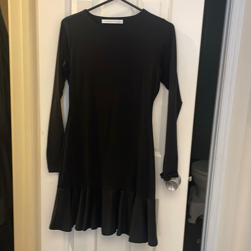 Susana Monaco long sleeve ruffle hem mini dress size small in black
